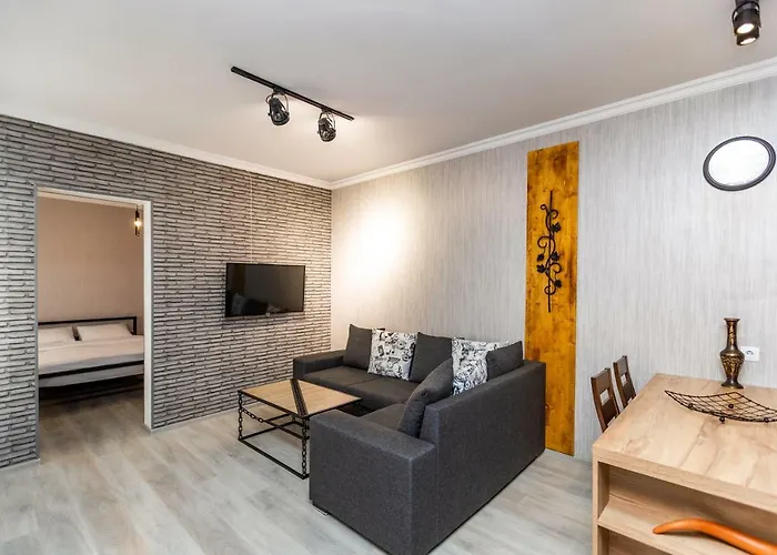 Tamo\'S Sweet Home